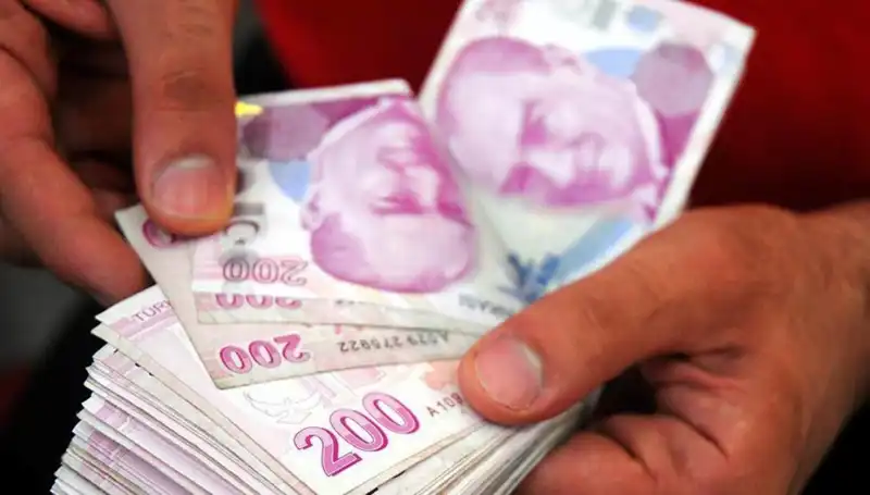Emekliye Bayram İkramiyesi: 1000 TL İçin Resmi Açıklamaların Son Durumu
