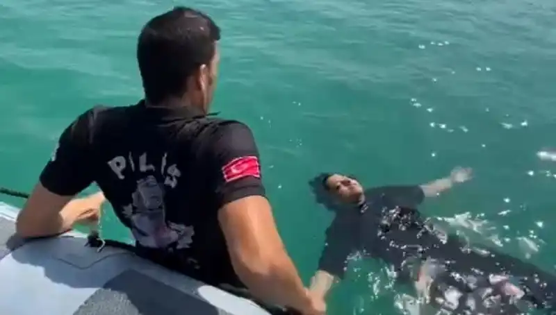 Baraj Gölünde Yaşanan Olay: Gemi Adamları Cesurca Kurtardı