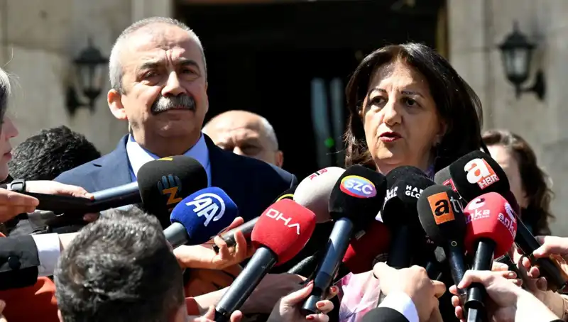 Sırrı Süreyya Önder’in Hastalığı ve Hayatı: Bilinmeyen Yönleri