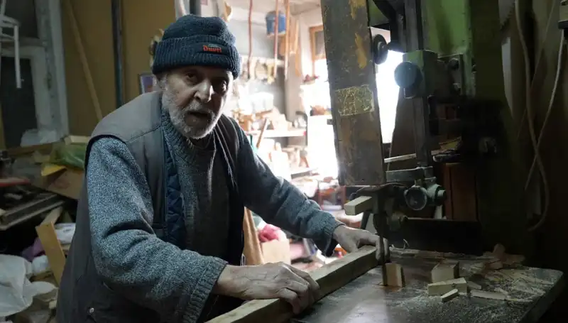87 Yaşındaki Usta: El Emeği ile Geçmişi Yaşatıyor ve Geleceğe Taşıyor